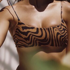 NWT Skatie Madie Top in Tigre